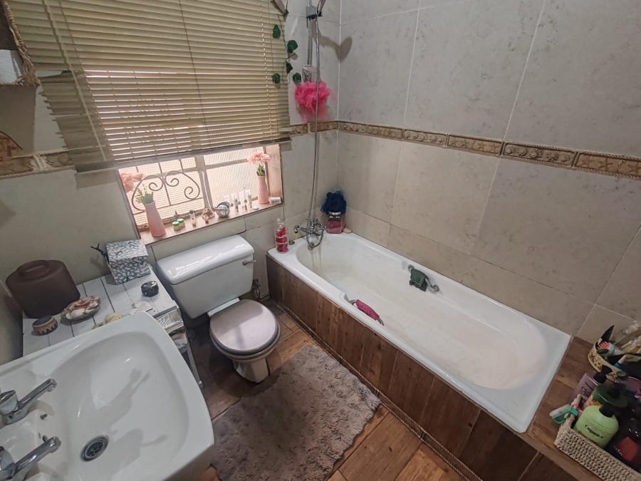 To Let 3 Bedroom Property for Rent in Brenthurst Gauteng