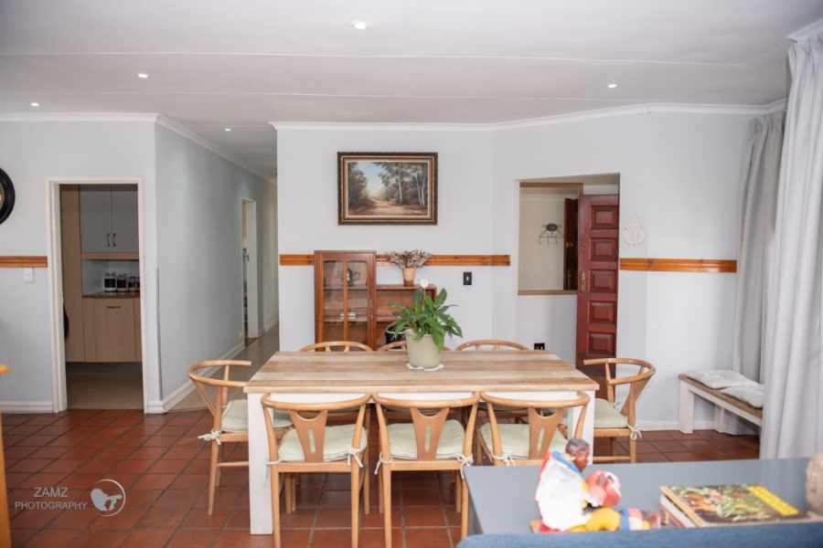 4 Bedroom Property for Sale in Van Riebeeck Park Gauteng