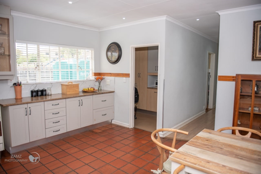 4 Bedroom Property for Sale in Van Riebeeck Park Gauteng