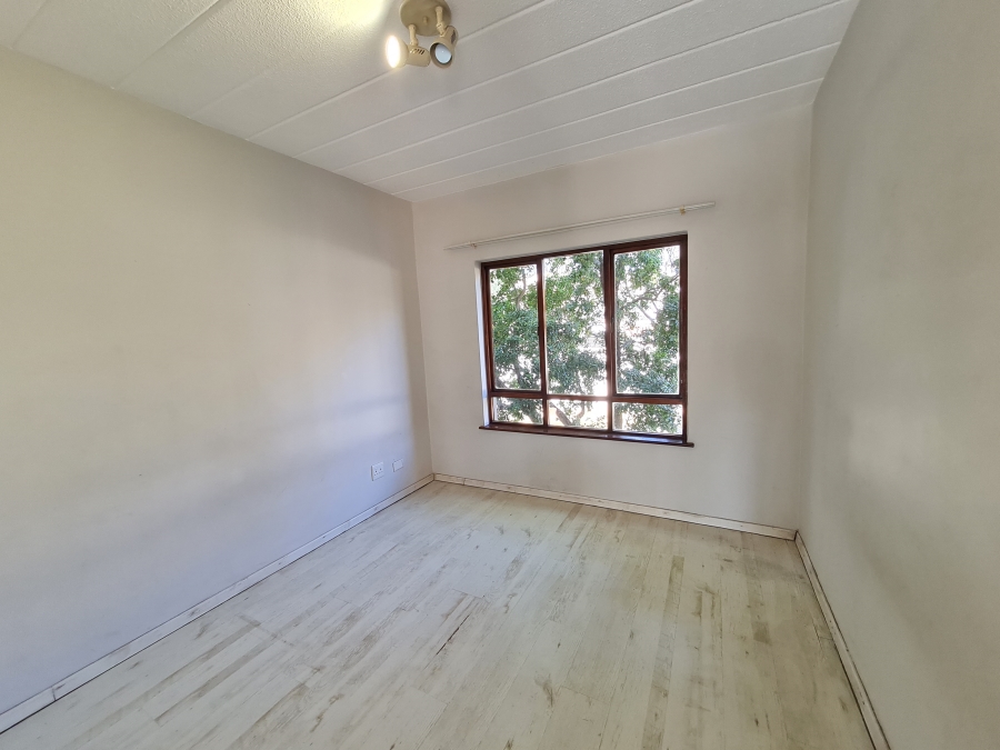To Let 2 Bedroom Property for Rent in Paulshof Gauteng