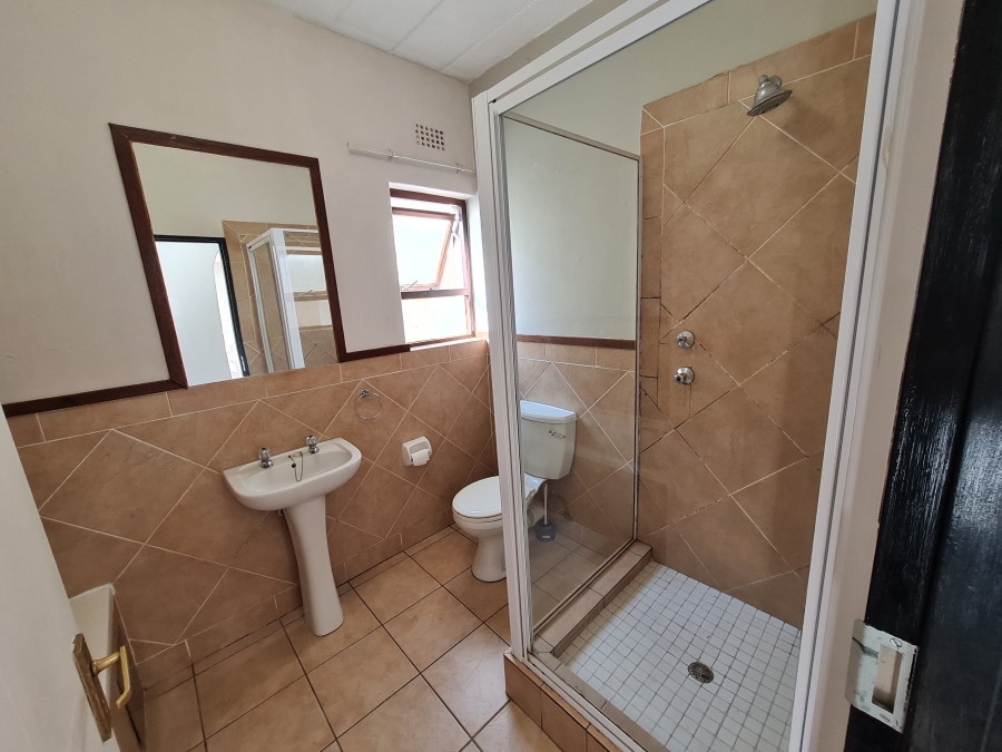 To Let 2 Bedroom Property for Rent in Paulshof Gauteng
