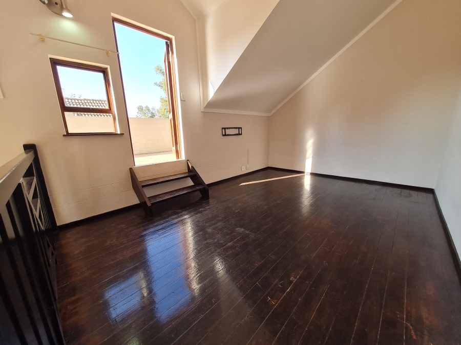 To Let 2 Bedroom Property for Rent in Paulshof Gauteng