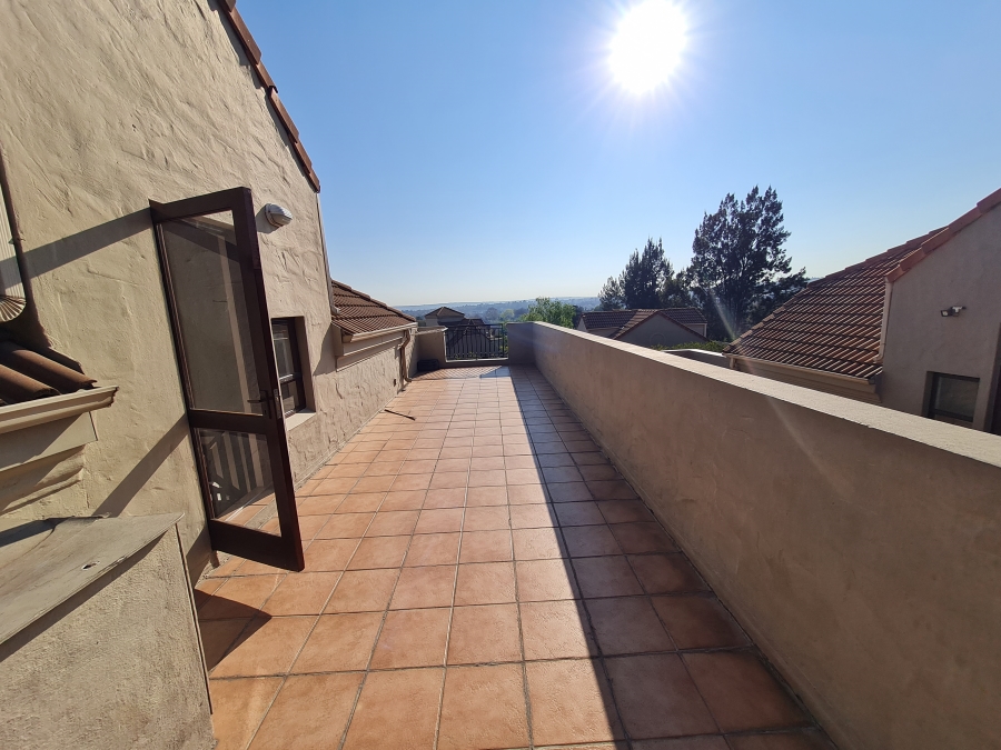 To Let 2 Bedroom Property for Rent in Paulshof Gauteng
