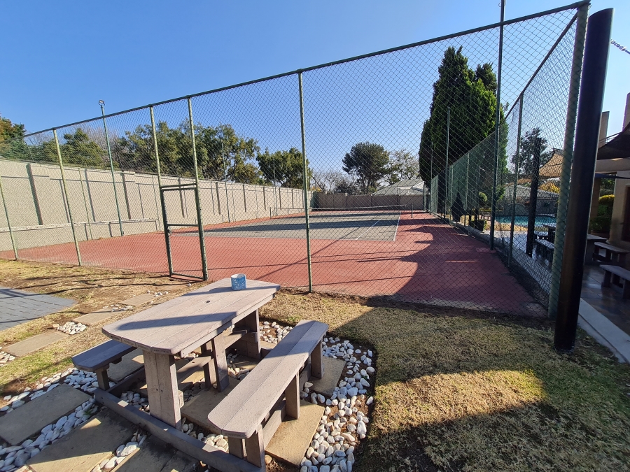 To Let 2 Bedroom Property for Rent in Paulshof Gauteng
