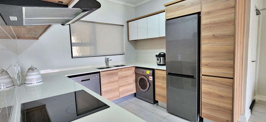 2 Bedroom Property for Sale in Waterfall Gauteng