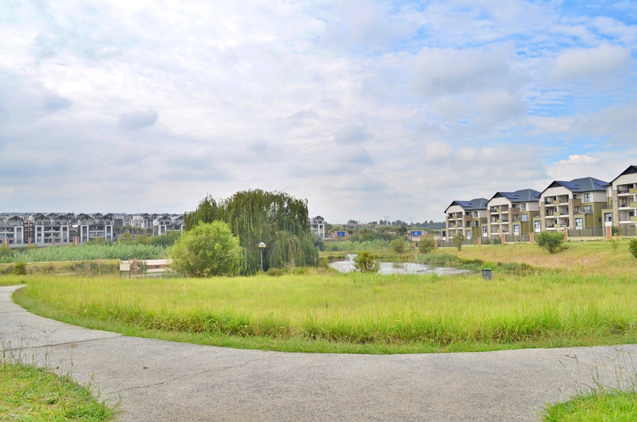 2 Bedroom Property for Sale in Waterfall Gauteng