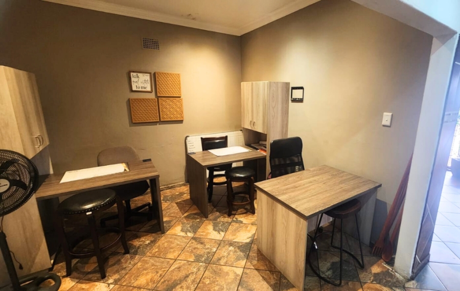 Commercial Property for Sale in Rothdene Gauteng