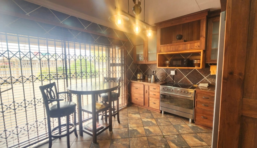 Commercial Property for Sale in Rothdene Gauteng