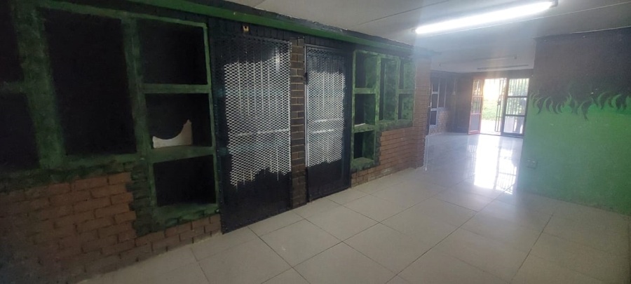Commercial Property for Sale in Valhalla Gauteng