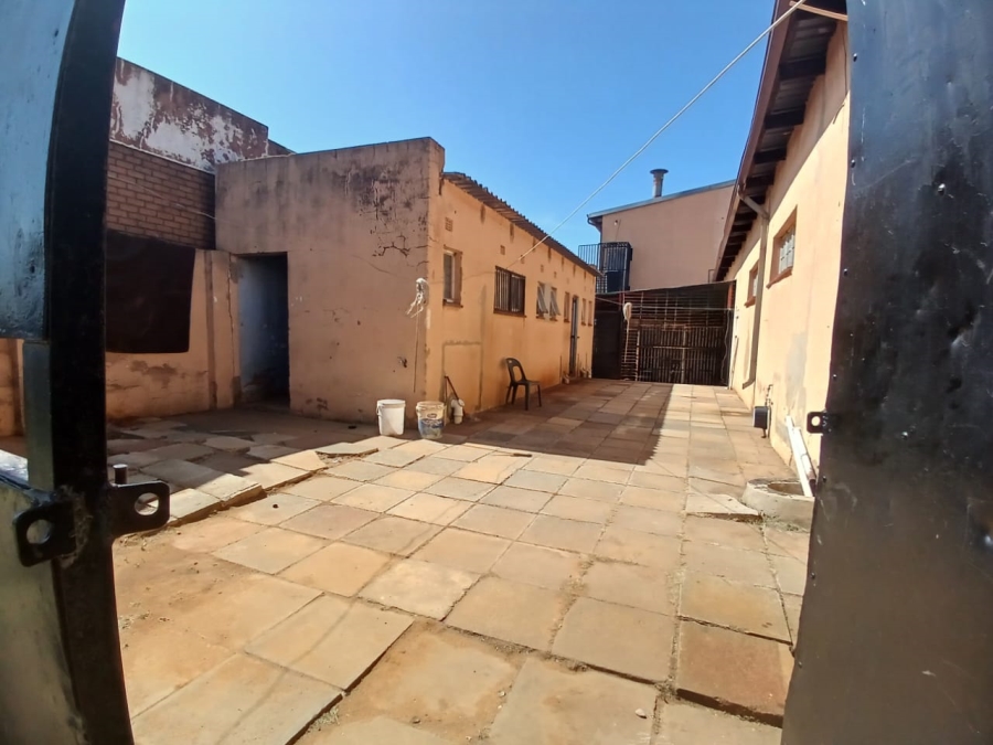 Commercial Property for Sale in Kocksoord Gauteng
