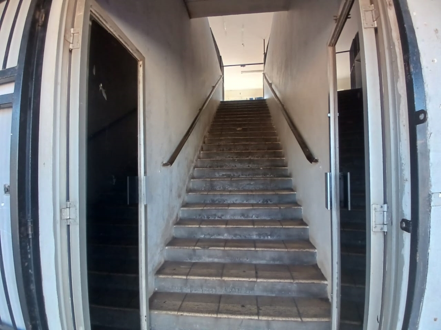 Commercial Property for Sale in Kocksoord Gauteng