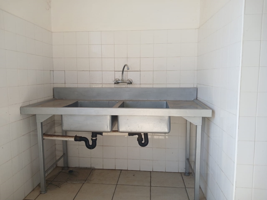 Commercial Property for Sale in Kocksoord Gauteng