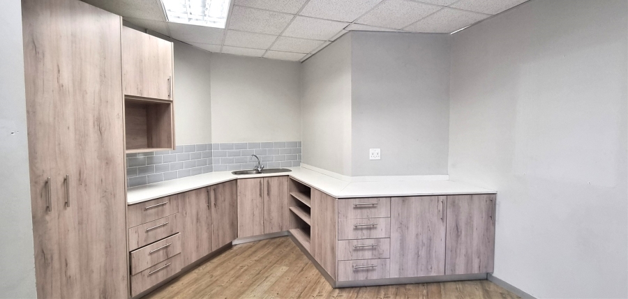 To Let commercial Property for Rent in Woodmead Gauteng
