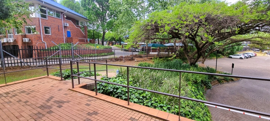 To Let commercial Property for Rent in Woodmead Gauteng