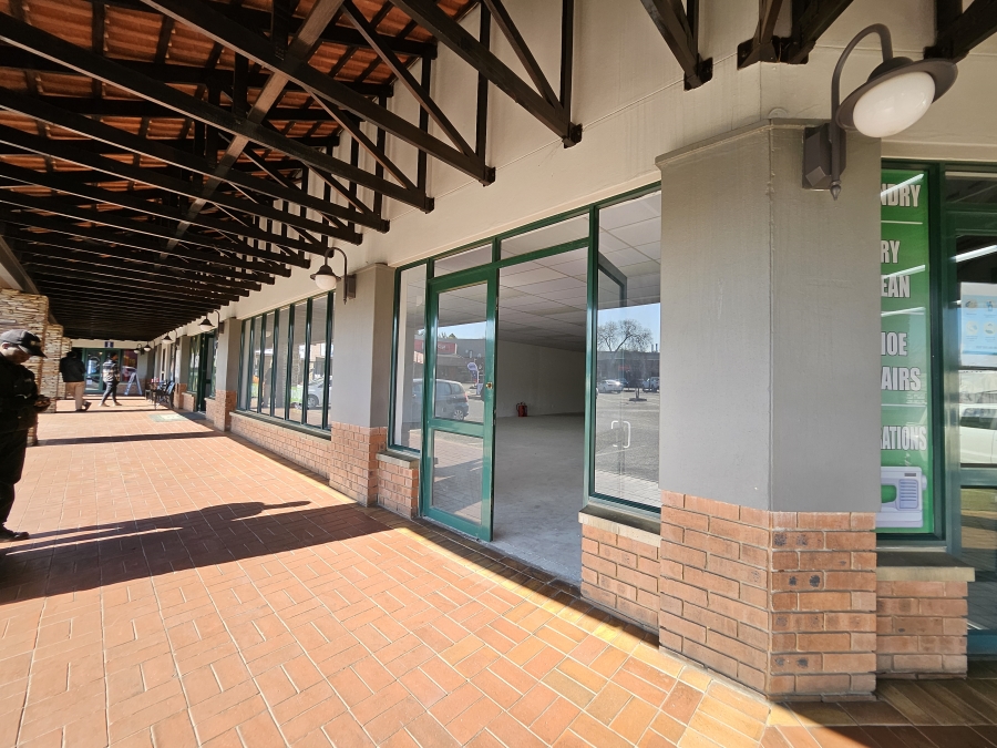 To Let commercial Property for Rent in Clubview Gauteng