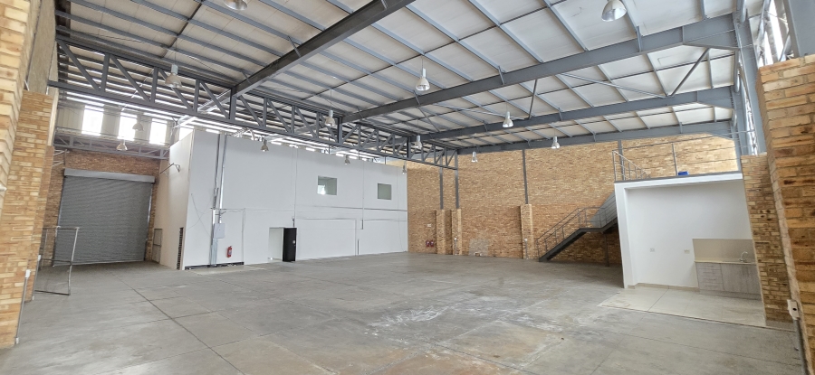To Let commercial Property for Rent in North Riding Gauteng