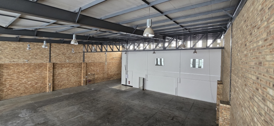 To Let commercial Property for Rent in North Riding Gauteng
