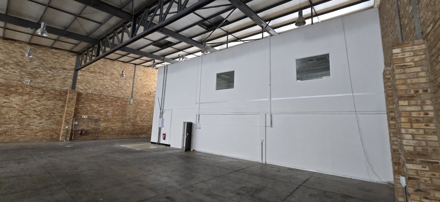 To Let commercial Property for Rent in North Riding Gauteng