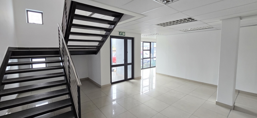 To Let commercial Property for Rent in North Riding Gauteng