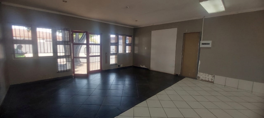 Commercial Property for Sale in Valhalla Gauteng
