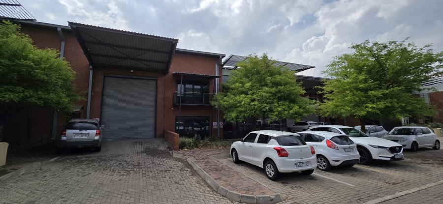 To Let commercial Property for Rent in North Riding Gauteng