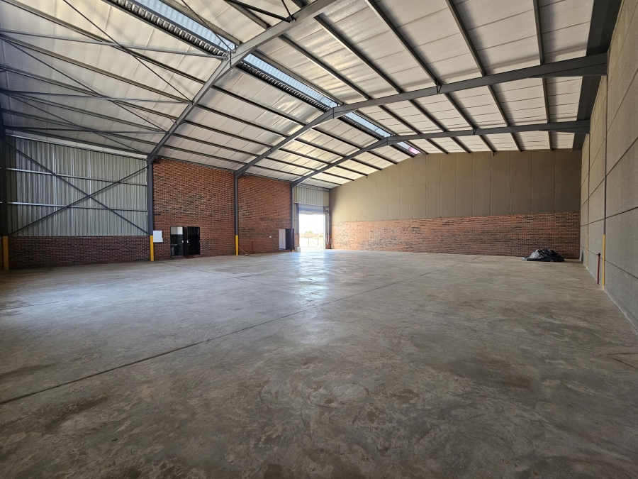 To Let commercial Property for Rent in Knoppieslaagte Gauteng