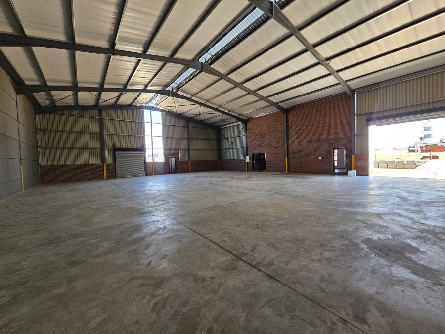To Let commercial Property for Rent in Knoppieslaagte Gauteng