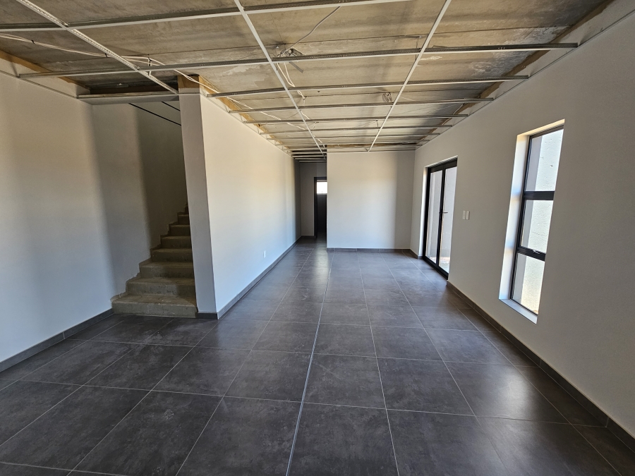 To Let commercial Property for Rent in Knoppieslaagte Gauteng