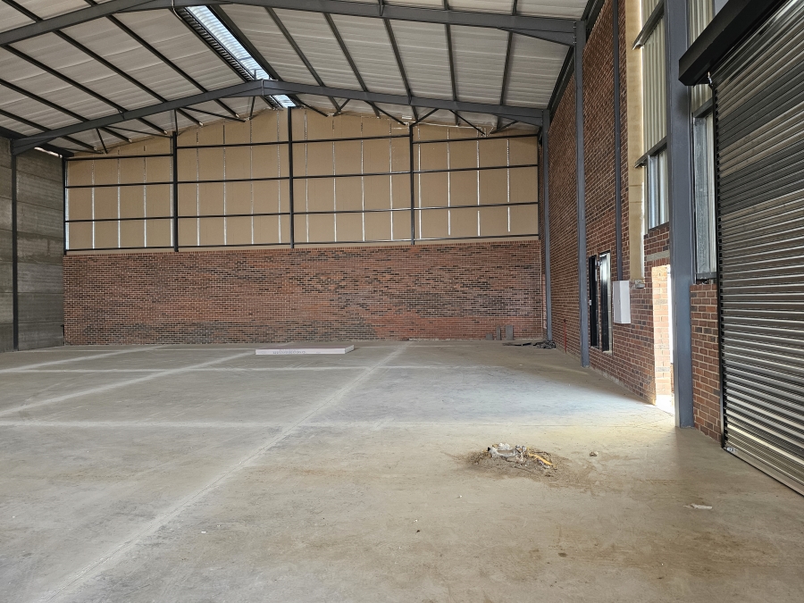 To Let commercial Property for Rent in Knoppieslaagte Gauteng
