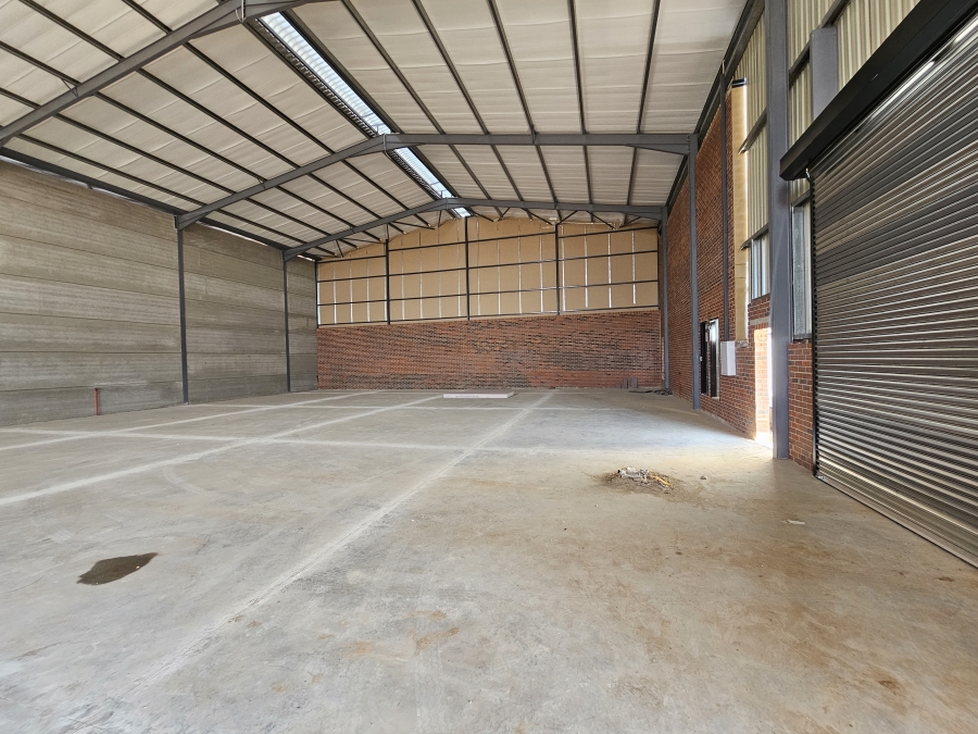 To Let commercial Property for Rent in Knoppieslaagte Gauteng