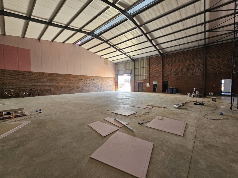 To Let commercial Property for Rent in Knoppieslaagte Gauteng