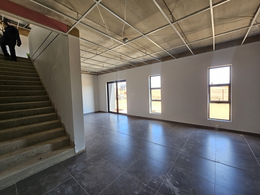 To Let commercial Property for Rent in Knoppieslaagte Gauteng