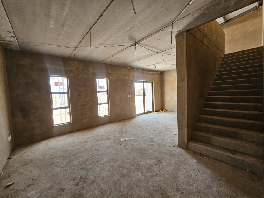 To Let commercial Property for Rent in Knoppieslaagte Gauteng