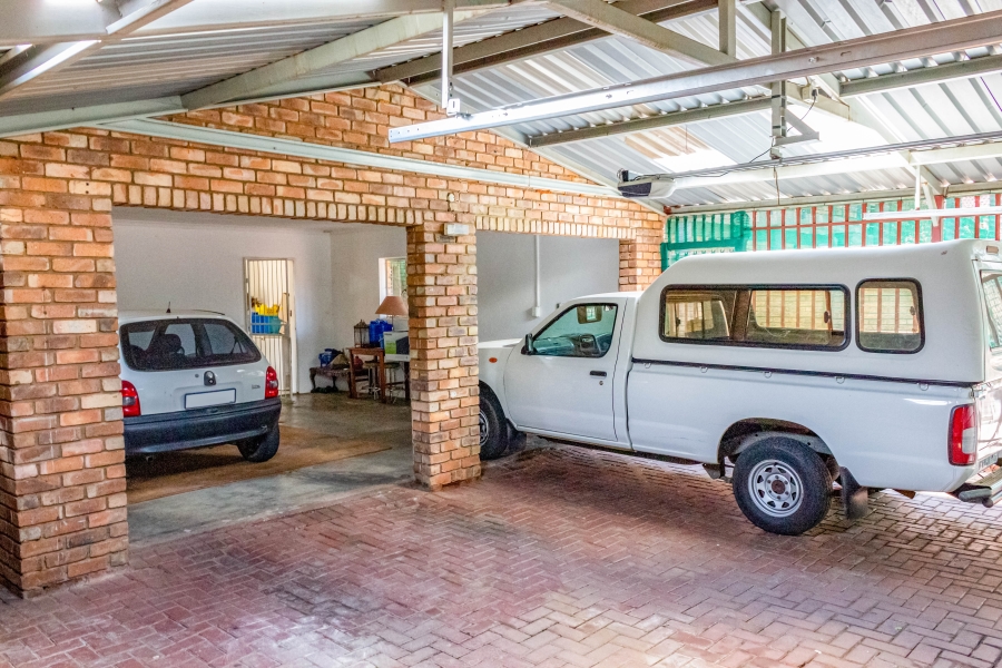 3 Bedroom Property for Sale in Ninapark Gauteng
