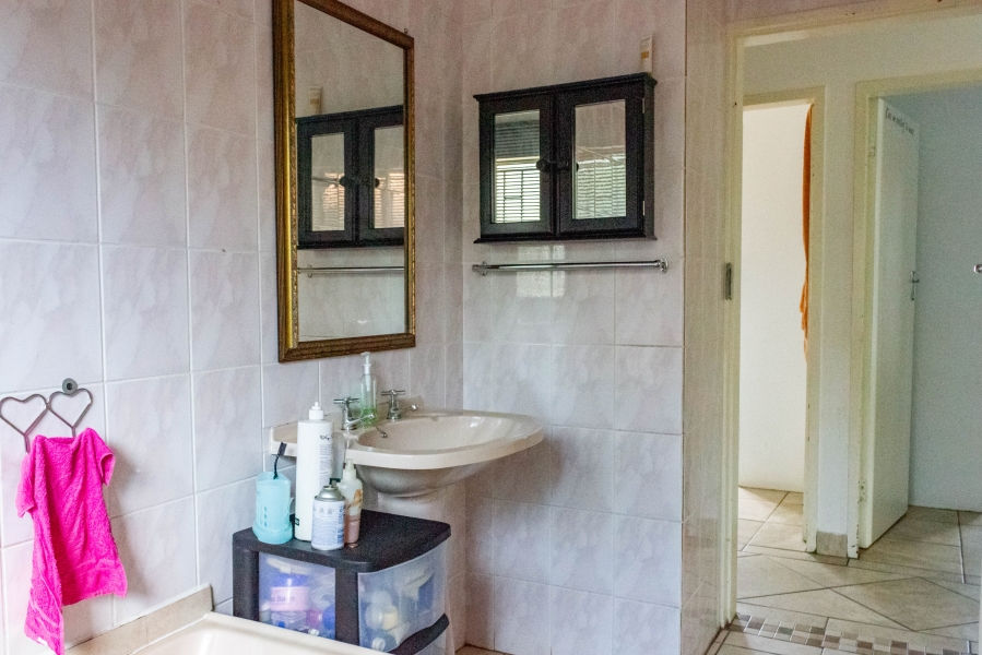 3 Bedroom Property for Sale in Ninapark Gauteng