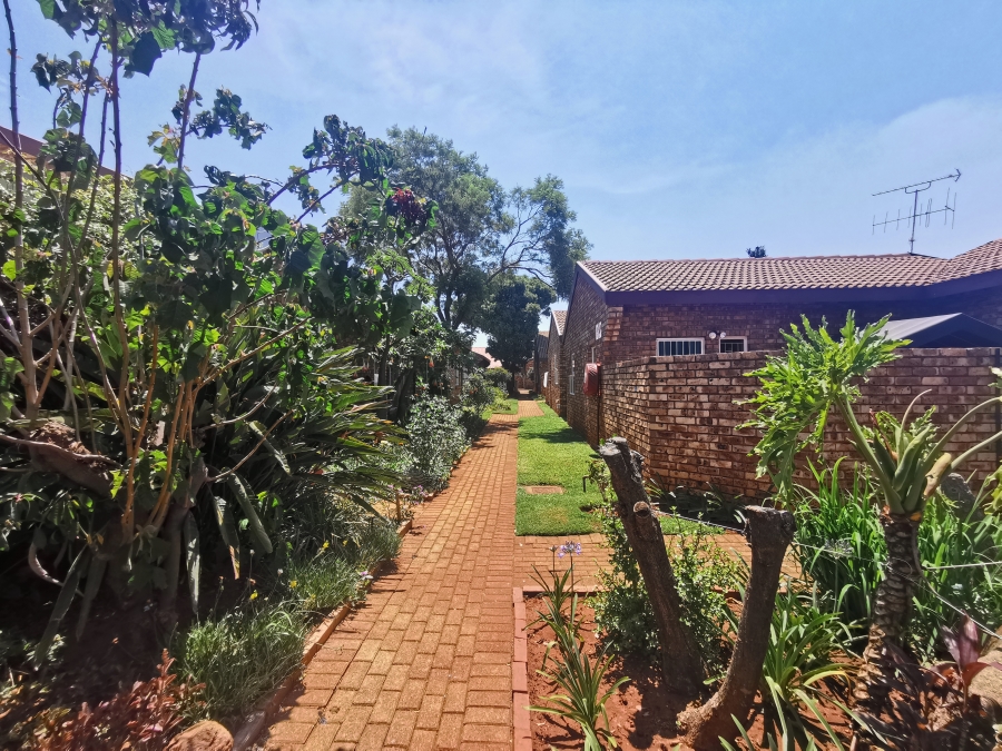 2 Bedroom Property for Sale in Clarina Gauteng