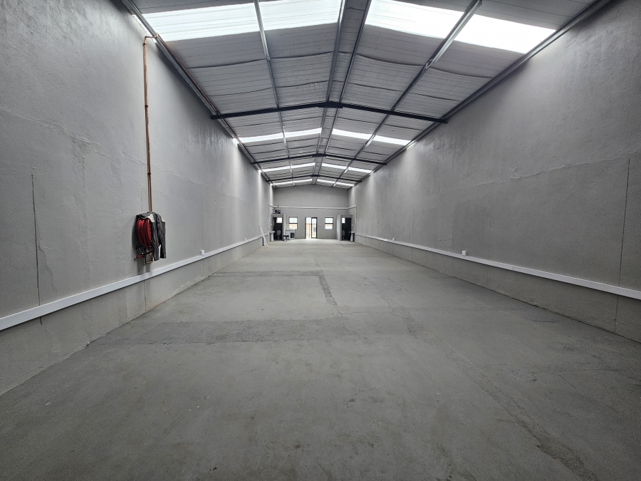 To Let commercial Property for Rent in Hennops Park Industrial Gauteng
