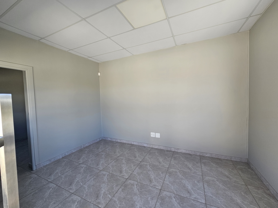 To Let commercial Property for Rent in Knoppieslaagte Gauteng