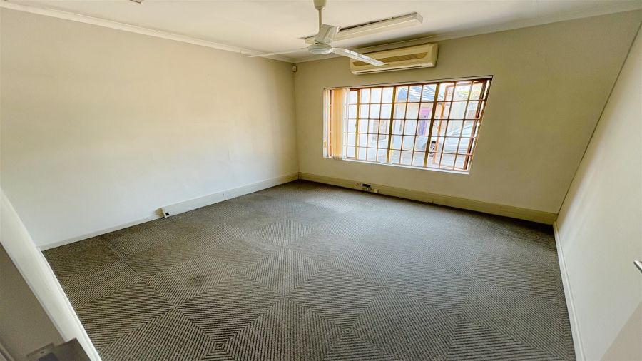 To Let commercial Property for Rent in Saxonwold Gauteng