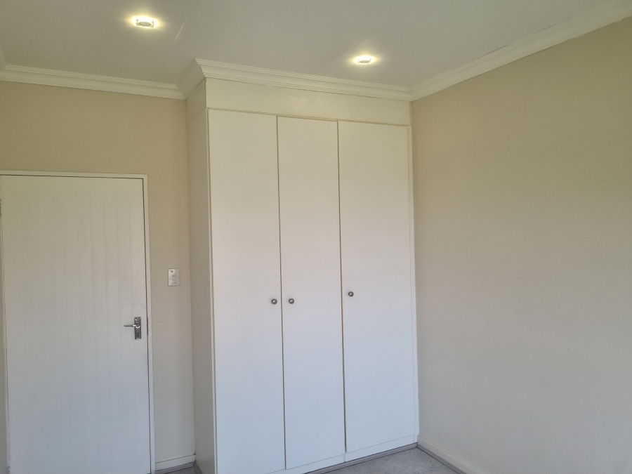 To Let 3 Bedroom Property for Rent in Valley View Estate Gauteng