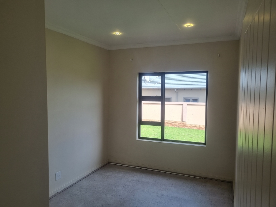 To Let 3 Bedroom Property for Rent in Valley View Estate Gauteng