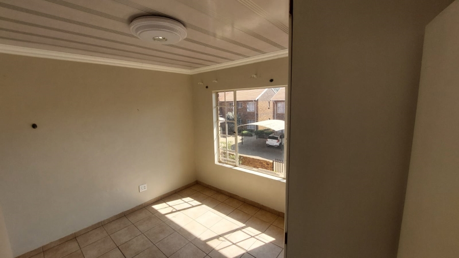 2 Bedroom Property for Sale in Clarina Gauteng