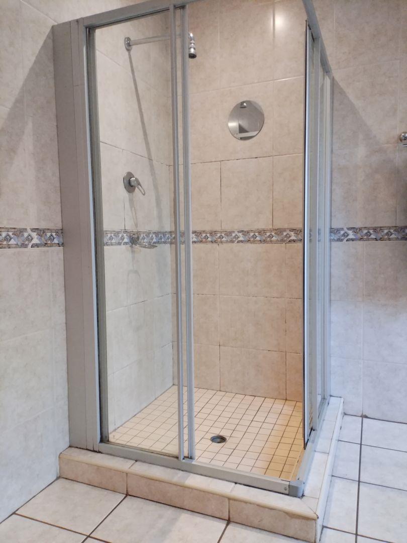 To Let 3 Bedroom Property for Rent in Dayanglen Gauteng