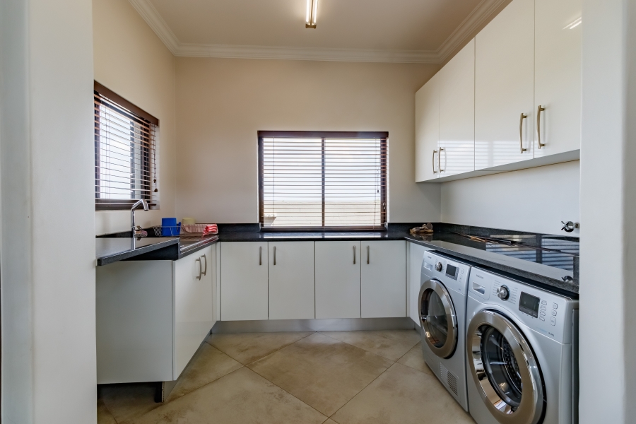 4 Bedroom Property for Sale in Midstream Estate Gauteng