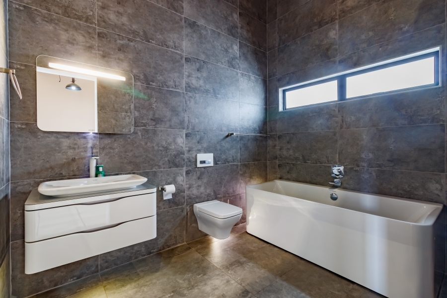 4 Bedroom Property for Sale in Midstream Estate Gauteng