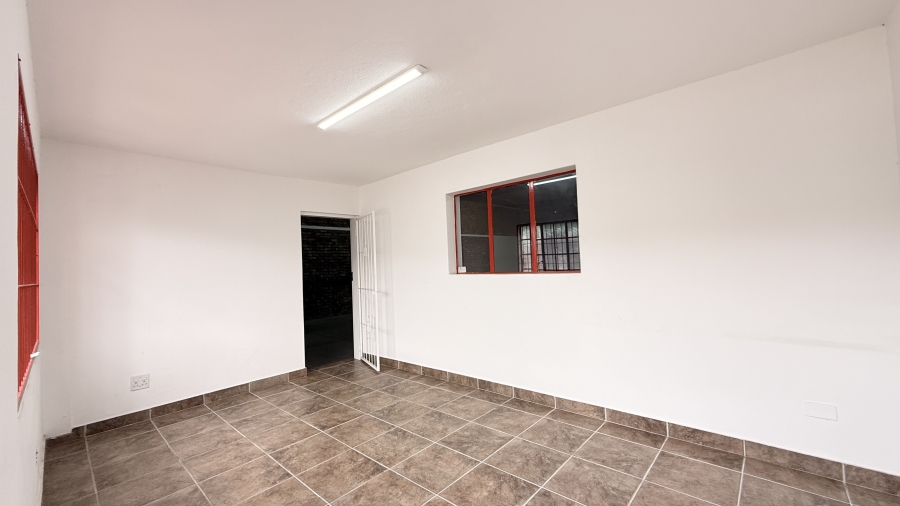To Let commercial Property for Rent in Hennopspark Gauteng