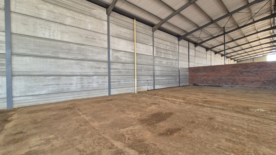 To Let commercial Property for Rent in Knoppieslaagte Gauteng