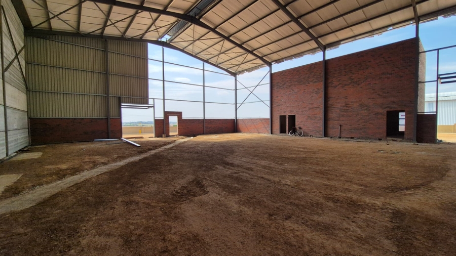 To Let commercial Property for Rent in Knoppieslaagte Gauteng