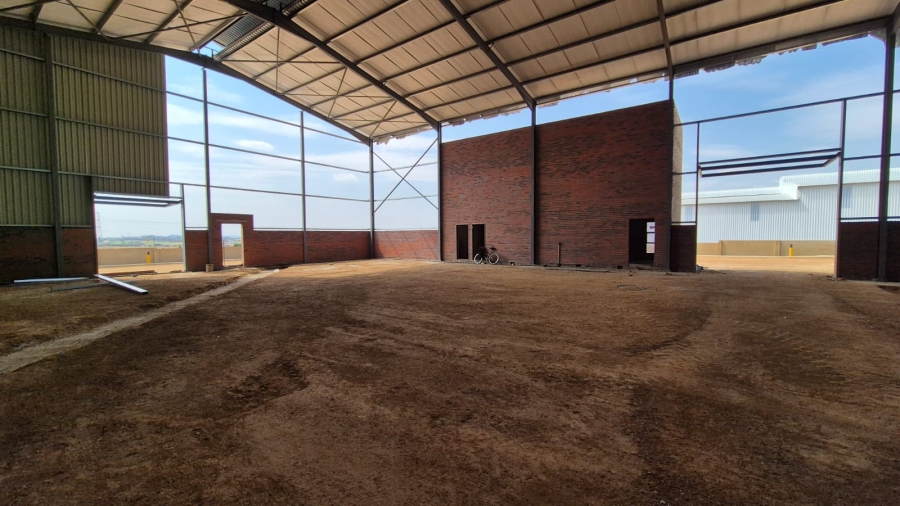 To Let commercial Property for Rent in Knoppieslaagte Gauteng