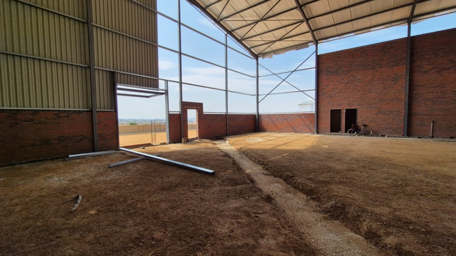 To Let commercial Property for Rent in Knoppieslaagte Gauteng